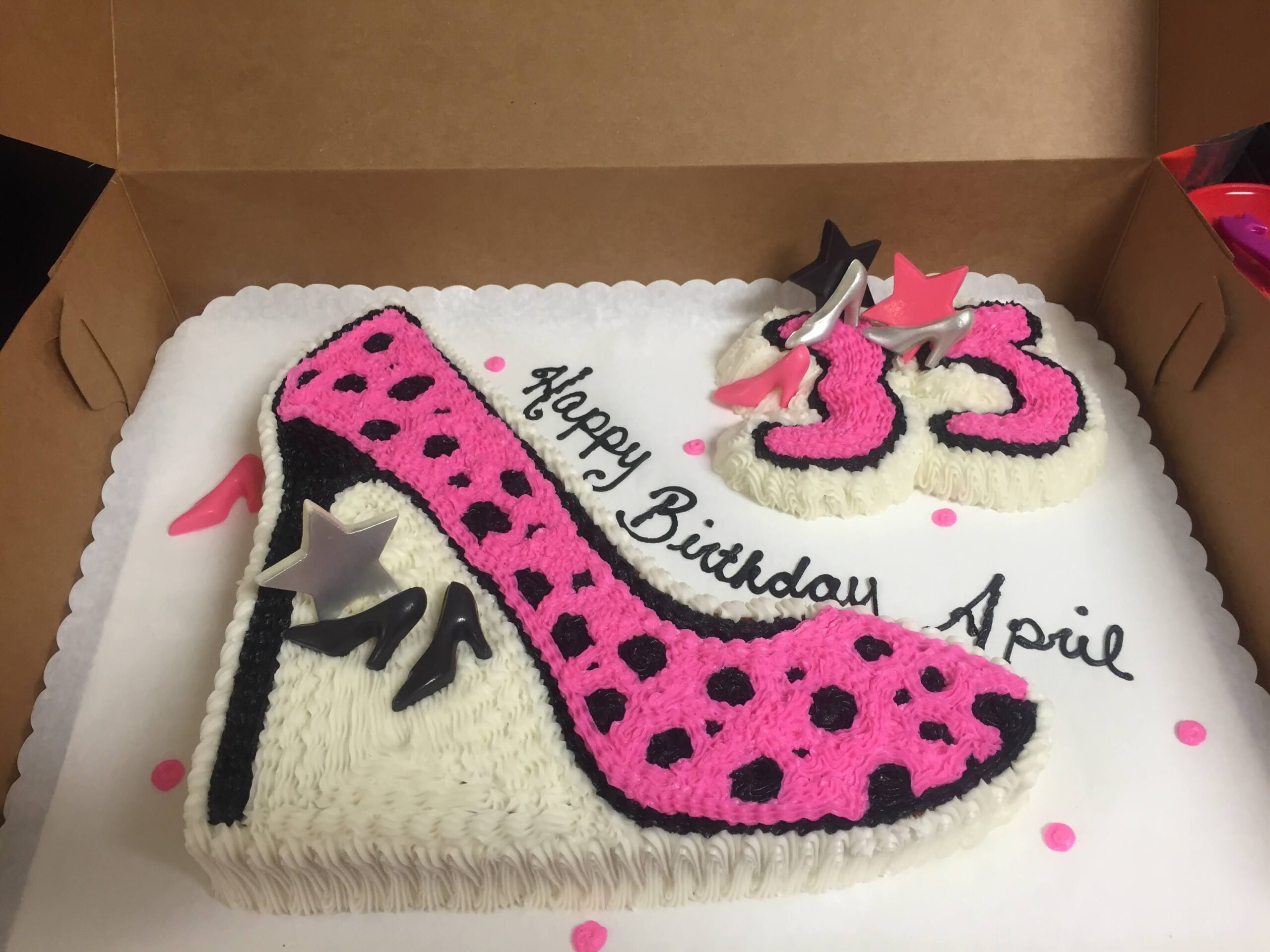 High Heel Fashion Tier – Deerfields Bakery